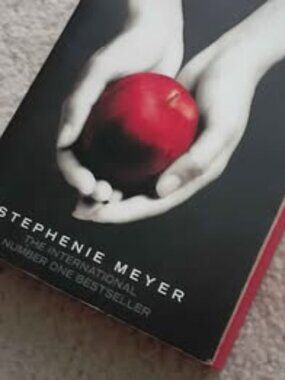 Twilight red sprayed edge limited edition
